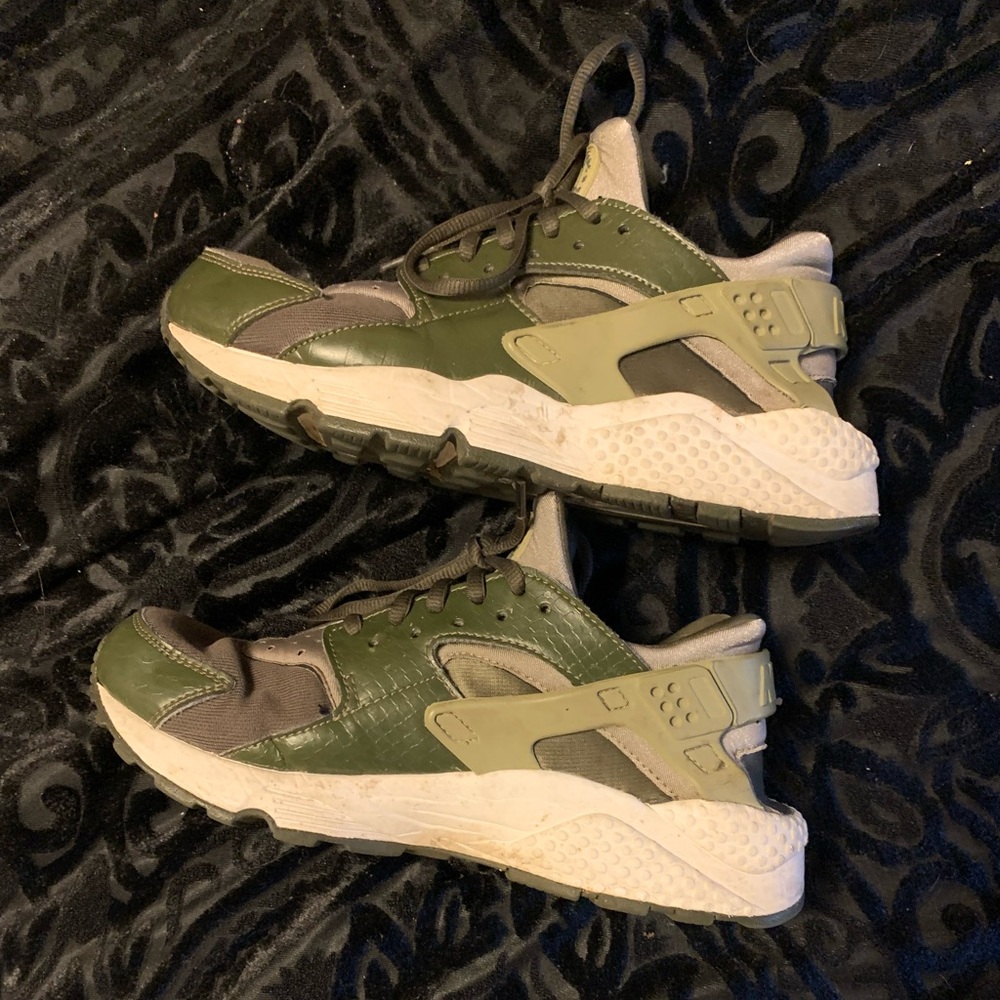Huarache size 7 1/2